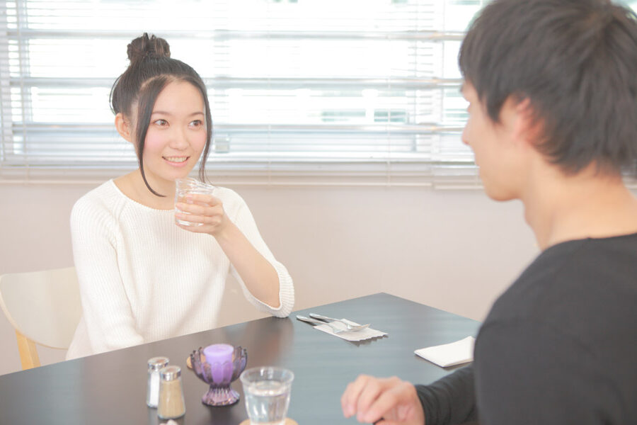 忙しい男性が最後に選ぶ女性の特徴5選 進展しないのはあなたが原因かも 彼キュン